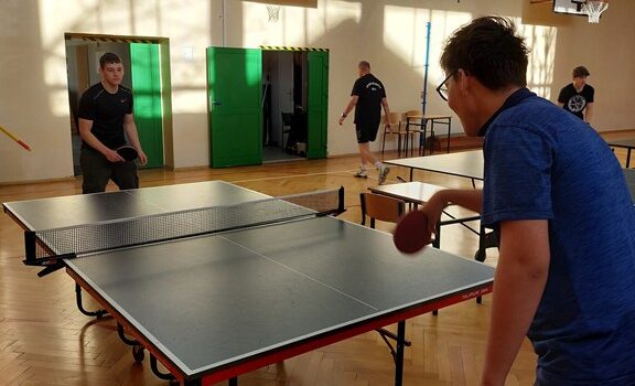 Turniej tenisa stołowego